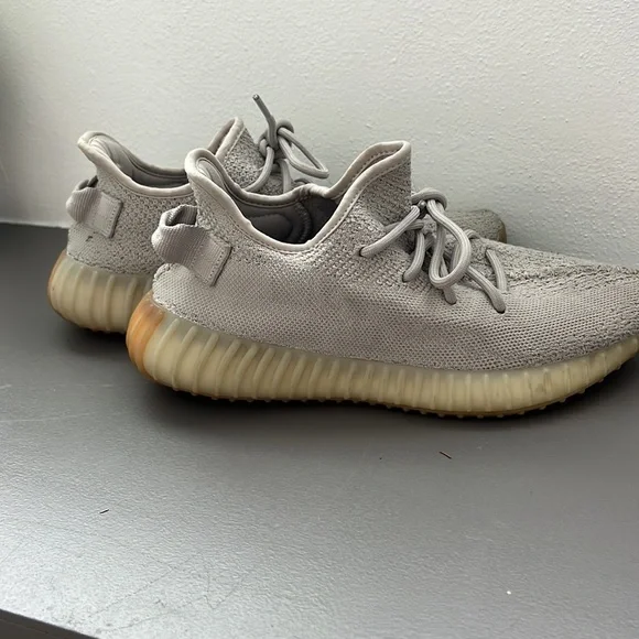 Yeezy Boost 350 V2 Sesame - size 8 - Picture 7 of 7